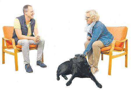 In der Curtius Klinik setzt man auf tiergestützte Therapien. FOTO: MOLTER FOTOGR.