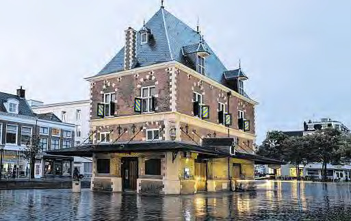 Für ein Jahr ist Leeuwarden europäische Kulturhauptstadt. Die Waag ist eines ihrer Wahrzeichen. FOTO: AHAVELAAR/ADOBE